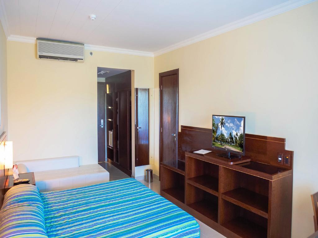 Quarto Luxo com Cama de Casal